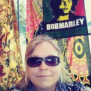 Meet your Posher, Malia